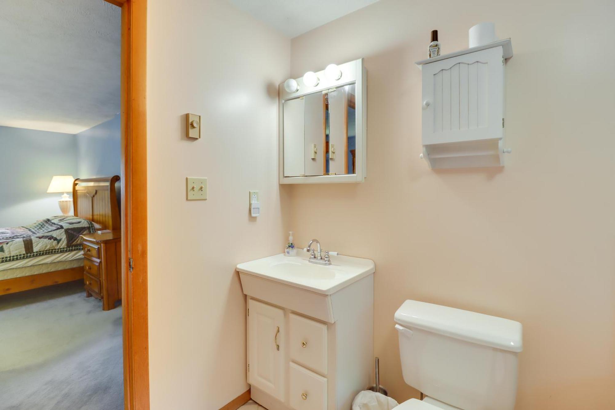 Holiday home Spacious Pocono With Community Amenities! Pocono Lake
