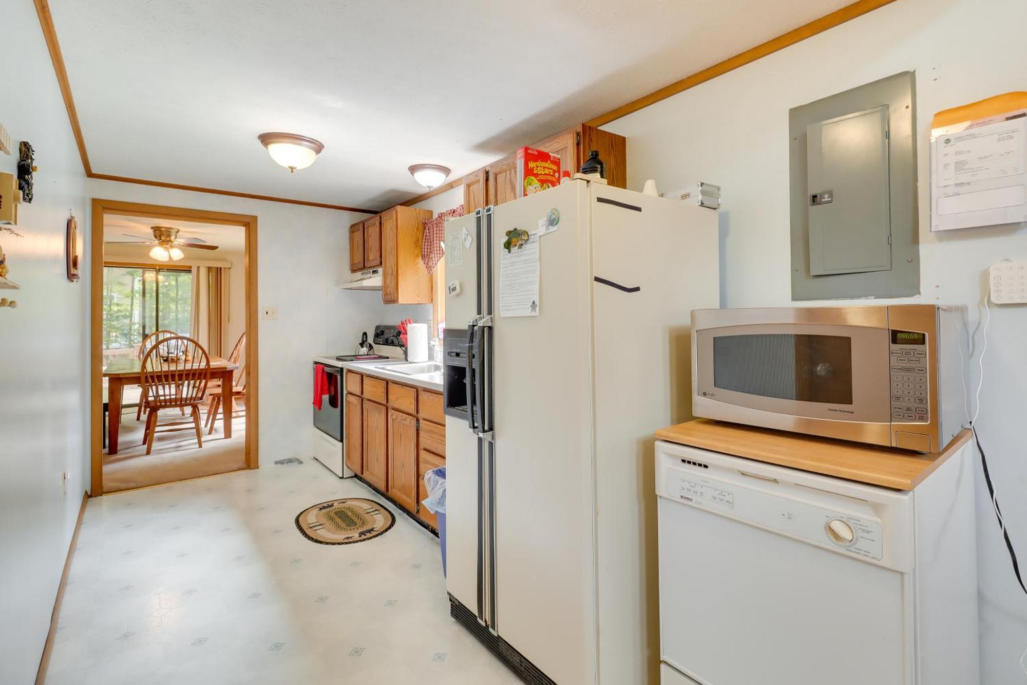 Spacious Pocono With Community Amenities! Pocono Lake