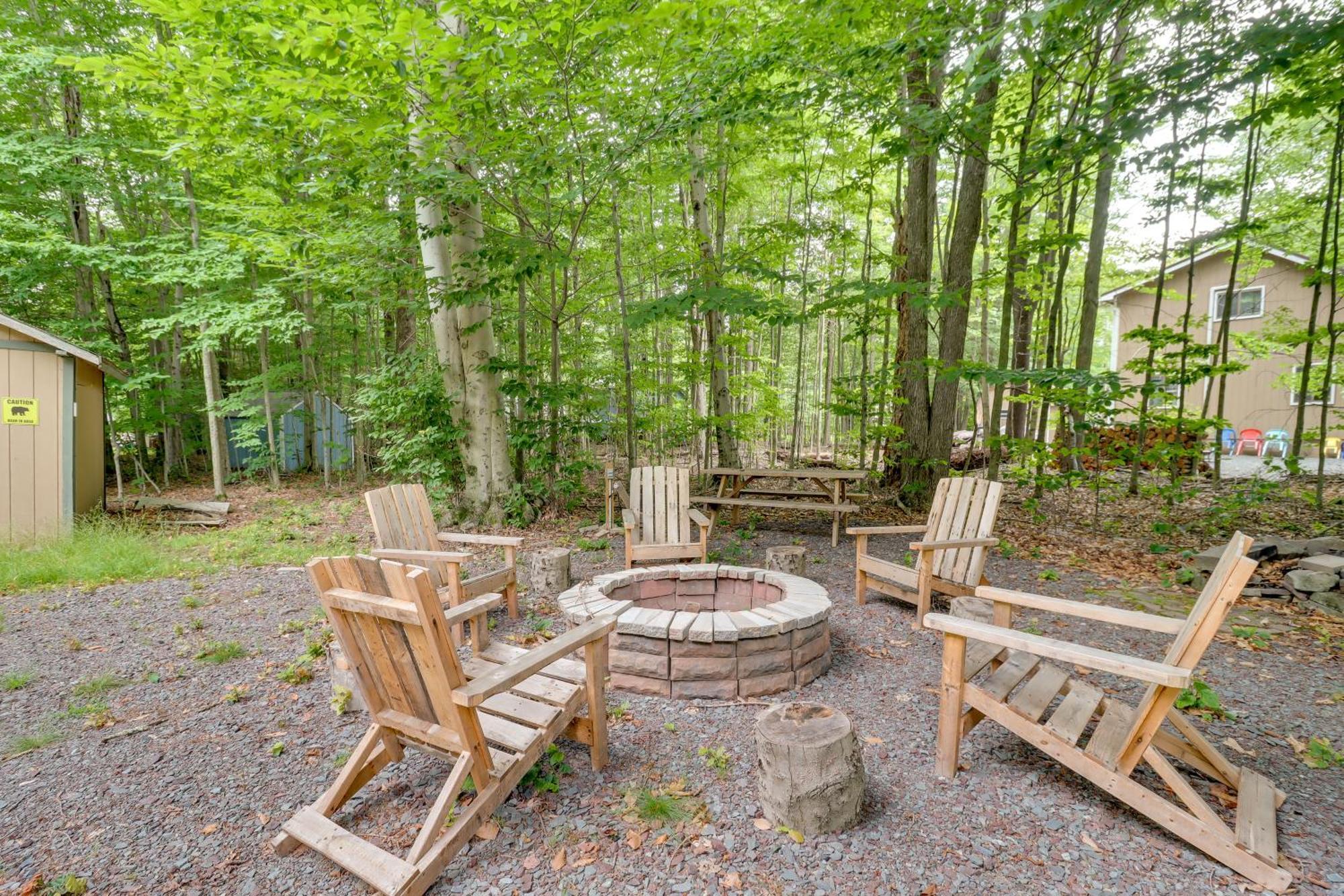 Spacious Pocono With Community Amenities! Holiday home